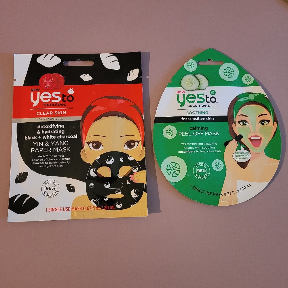 Skincare Mask Set - Green and Red